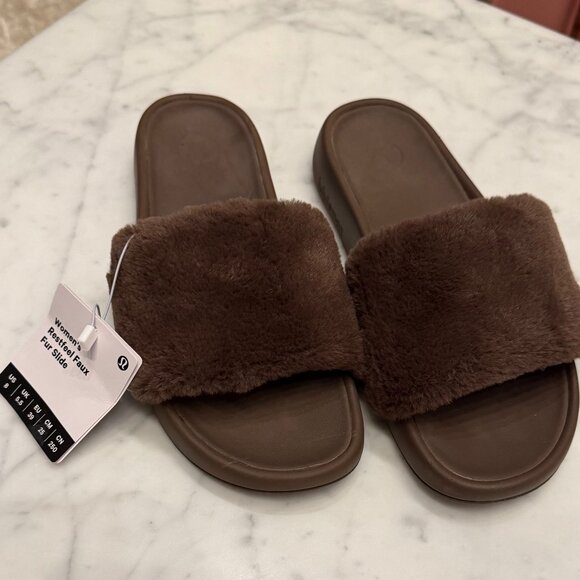 Lululemon Women's Restfeel Faux Fur Slide - NWT - Picture 4 of 10
